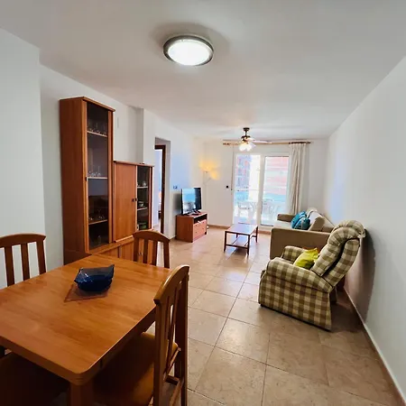 Residencia Dos Mares I, Bloque 3, Escalera 1, 2º C *