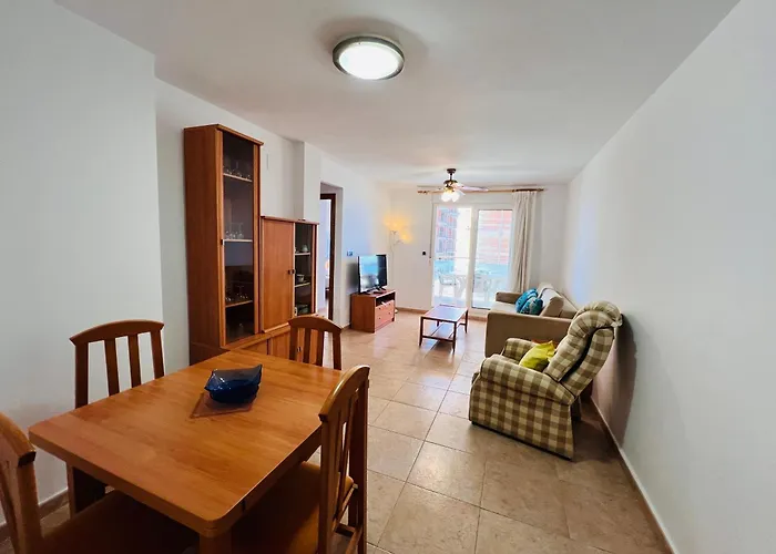 Residencia Dos Mares I, Bloque 3, Escalera 1, 2º C *